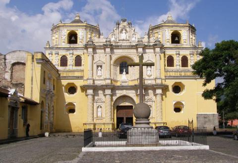 iglesia-guatemala.jpg